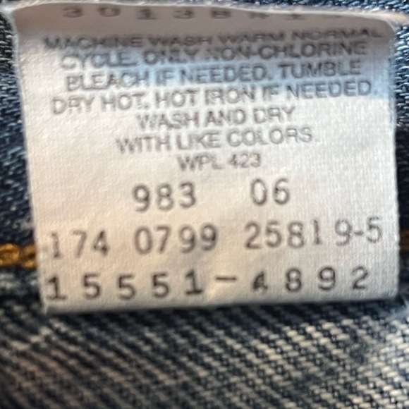 Vintage Levis 550 - Picture 6 of 10